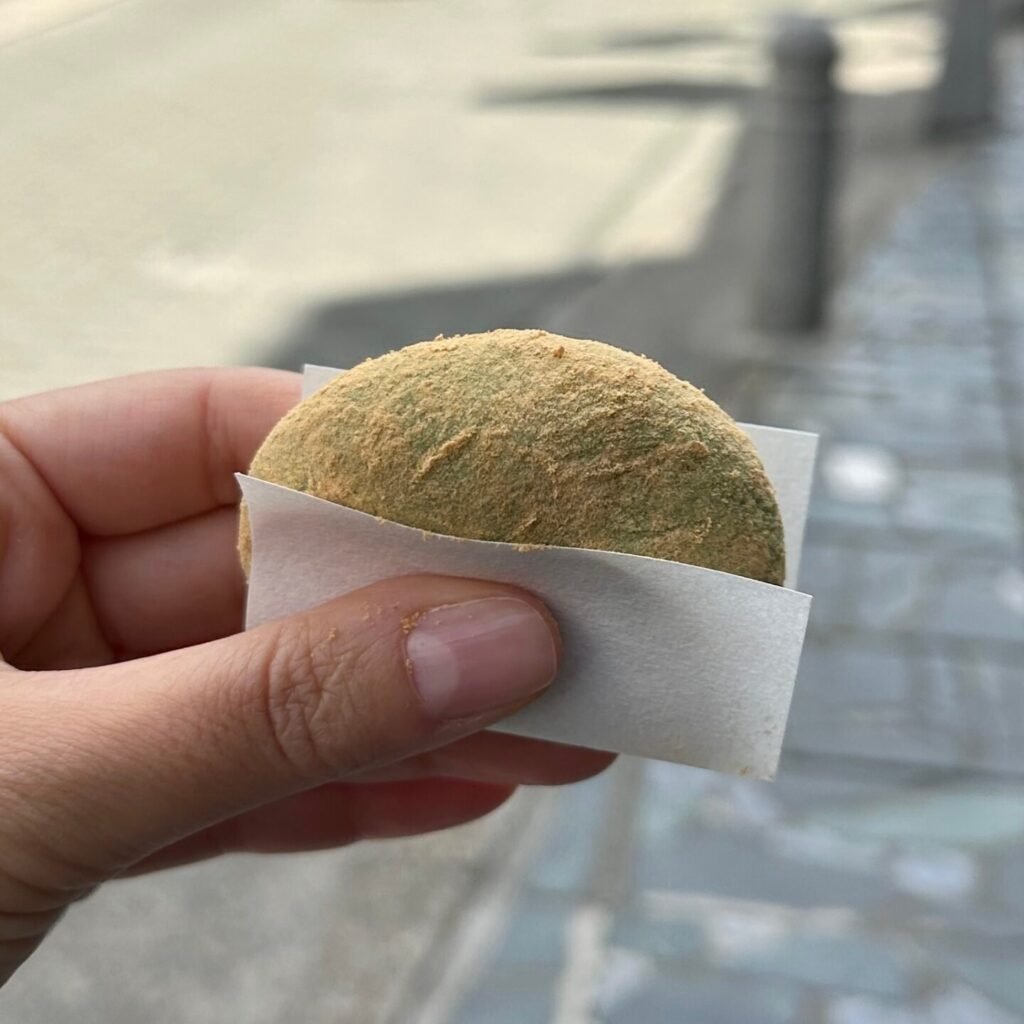 Nara’da mochi yakın çekim, yumuşak doku