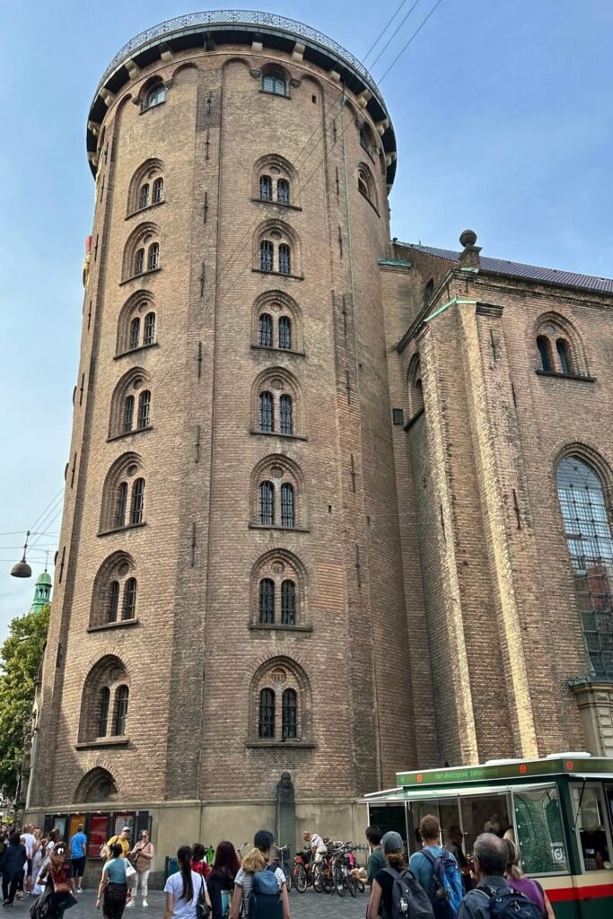 Rundetårn (Round Tower) dış görünümü, Kopenhag Danimarka